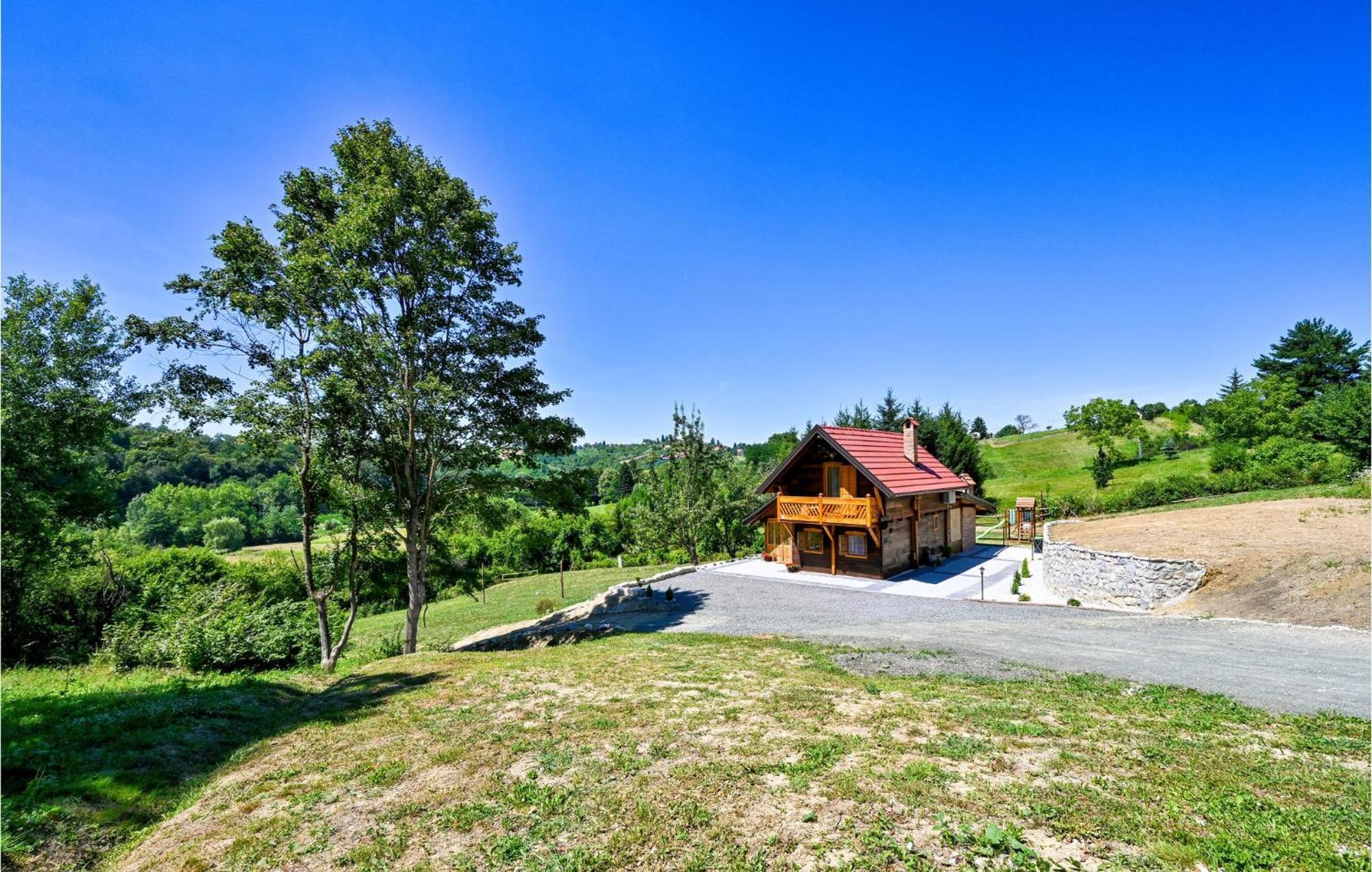 Pet Friendly Home In Varazdin Breg With Jacuzzi Exterior photo